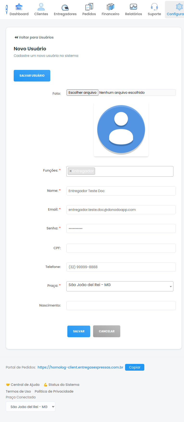 Formulário de criação de usuário com função Entregador selecionada